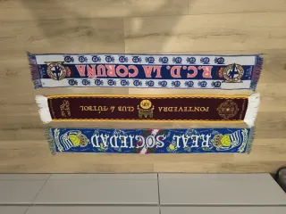 Lote de 8 bufandas fútbol: LEER BIEN DESCRIPCIÓN.