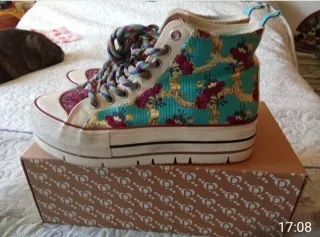 Zapatillas Desigual Beige y Multicolor