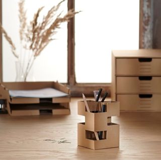 Pack Accesorios Escritorio: Portalapices / Bandeja