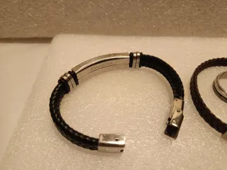 2 pulseras y 1 anillo acero inox. hombre.