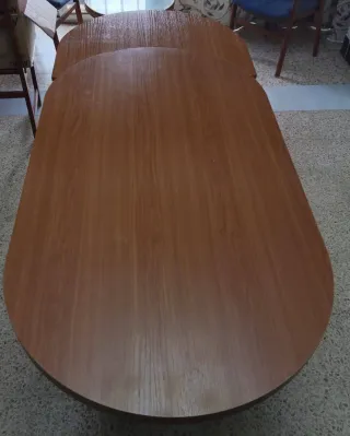 Mesa de salón extensible con alas abatibles