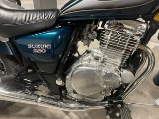 Suzuki Marauder 250