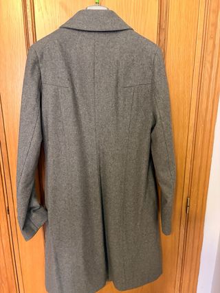 Abrigo Mango gris entallado