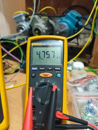 Fluke 1587 potente multimetro