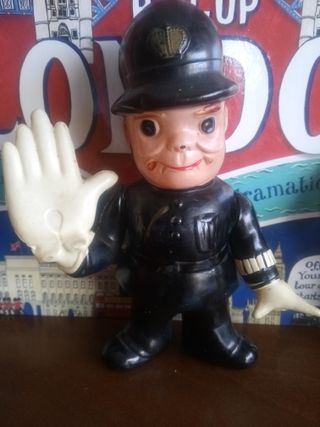 Lote 2 Sonajeros Celuloide Guardia Inglesa 1920-30