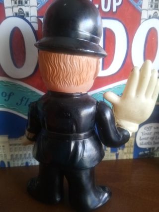 Lote 2 Sonajeros Celuloide Guardia Inglesa 1920-30