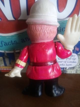 Lote 2 Sonajeros Celuloide Guardia Inglesa 1920-30