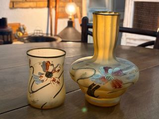 Jarrón y vaso Art Déco floral