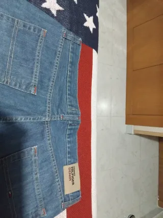 Vaqueros caballero azules Tommy Hilfiger  18 €