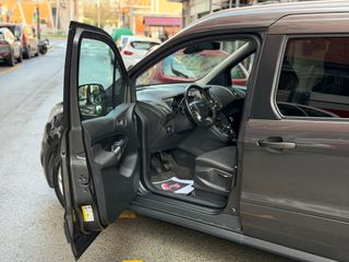 Ford Grand Tourneo Connect 7 PLAZAS TDCi año2018