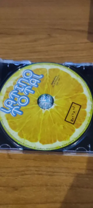 CD Latino Total 15 Hits Latinos