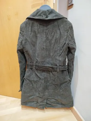 Abrigo marrón de pana