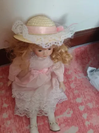 Muñeca porcelana coleccion vintage vestido rosa