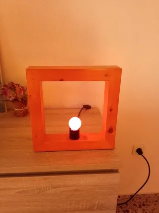 Lámpara de diseño madera caoba