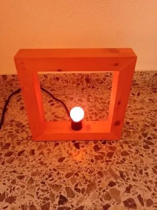 Lámpara de diseño madera caoba