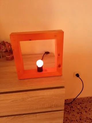 Lámpara de diseño madera caoba