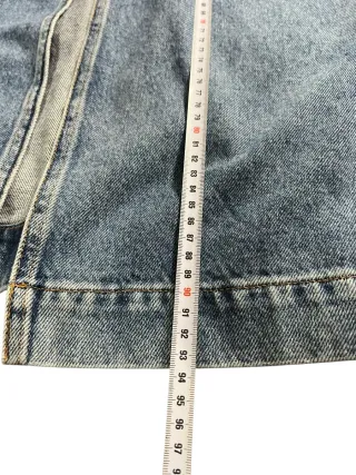 Falda vaquera larga con abertura