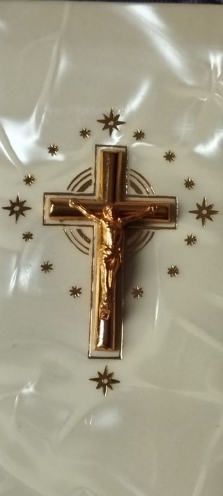Devocionario tapas nácar y crucifijo dorado