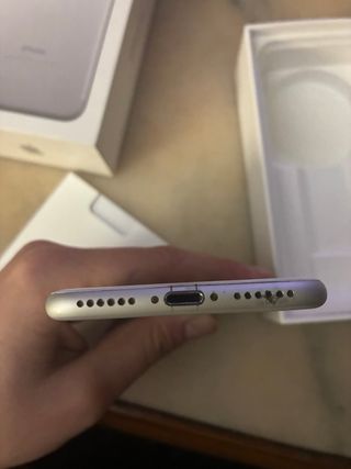 iPhone 7 32GB Argento