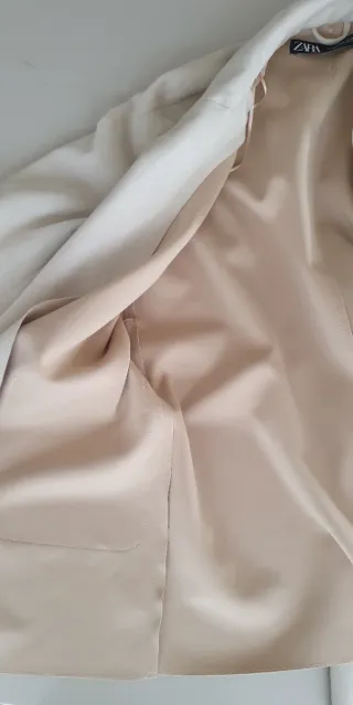 Chaqueta Zara Antelina