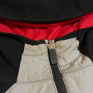 Giacca Nike invernale con cappuccio