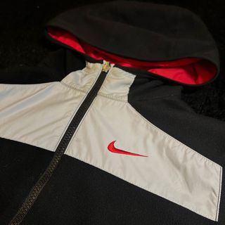 Giacca Nike invernale con cappuccio