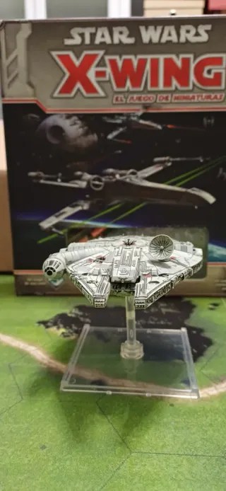 Star Wars X-Wing halcon milenario