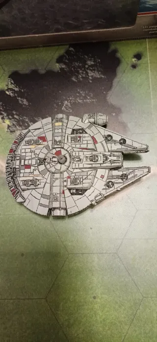 Star Wars X-Wing halcon milenario