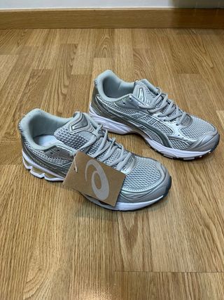 Asics Gel-Kayano 14 Plata