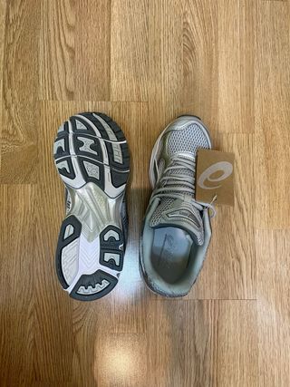 Asics Gel-Kayano 14 Plata