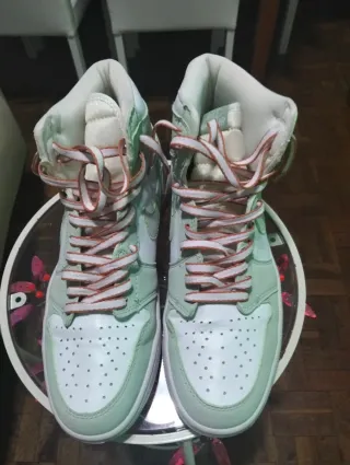 Nike Air Jordan Nuevas Verde/Blanco