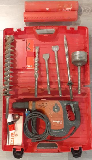 Martillo Hilti TE-50 con accesorios