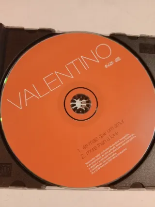 CD Valentino - É mais que um amor