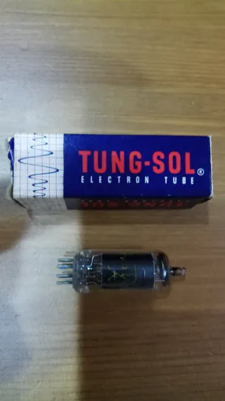 Válvulas de radio antiguas