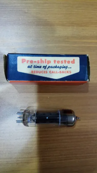 Válvulas de radio antiguas