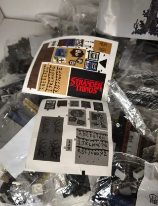 Replica Lego Stranger Things