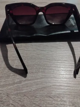 Gafas de sol Mango marrones
