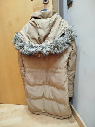 Cazadora acolchada Bershka Beige Talla M