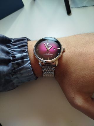 Reloj Poedagar Clásico Púrpura Nuevo