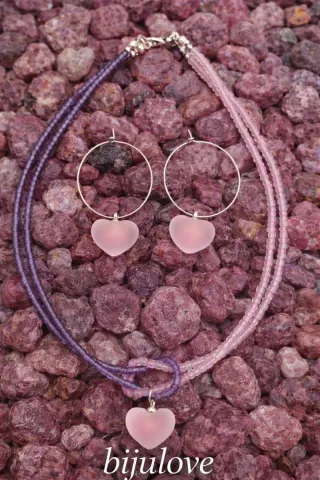 Collar y pendientes corazon