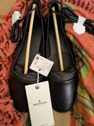 Bailarinas Springfield negras con lazada