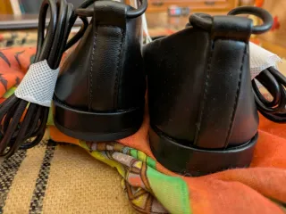 Bailarinas Springfield negras con lazada