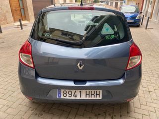 Renault Clio 2011