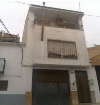 Casa adosada en venta en Quesada
