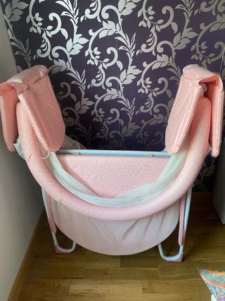 Parque infantil rosa lunares