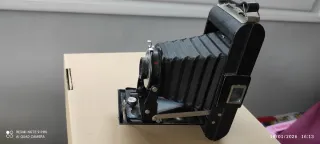 Cámara Kodak Brownie Six-20 Plegable