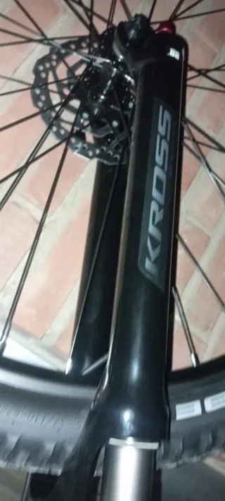 Bicicleta de Montaña Kross Negra