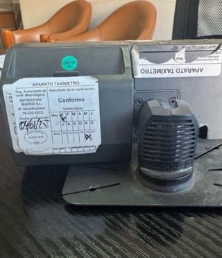 Taxímetro TX 52 con impresora y más CAPILLA TODO.