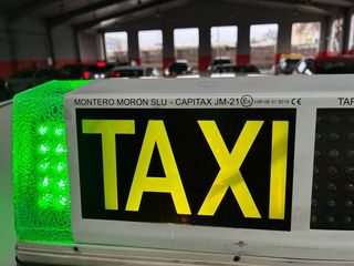 Taxímetro TX 52 con impresora y más CAPILLA TODO.