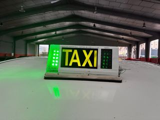 Taxímetro TX 52 con impresora y más CAPILLA TODO.